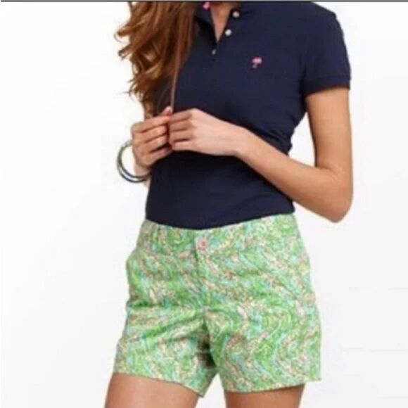 Lilly Pulitzer Callahan Shorts Women's Size 6 Chomp Chomp Alligator Pink & Green - Picture 1 of 13